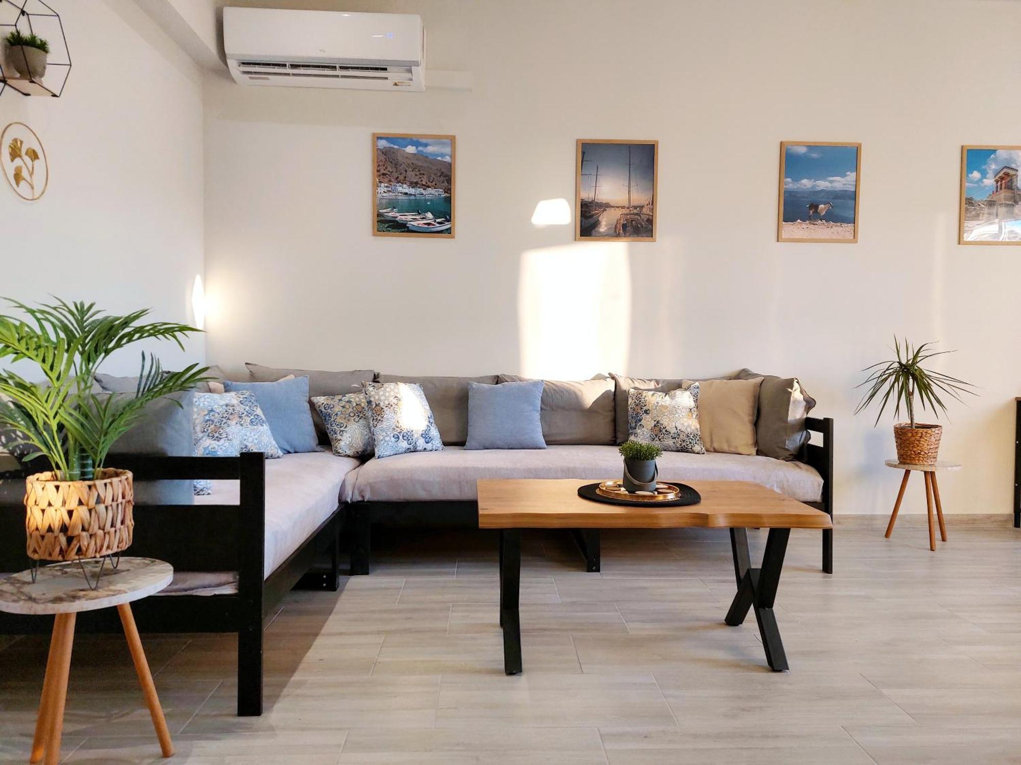 Holiday House Heraklion Deluxe エクステリア 写真