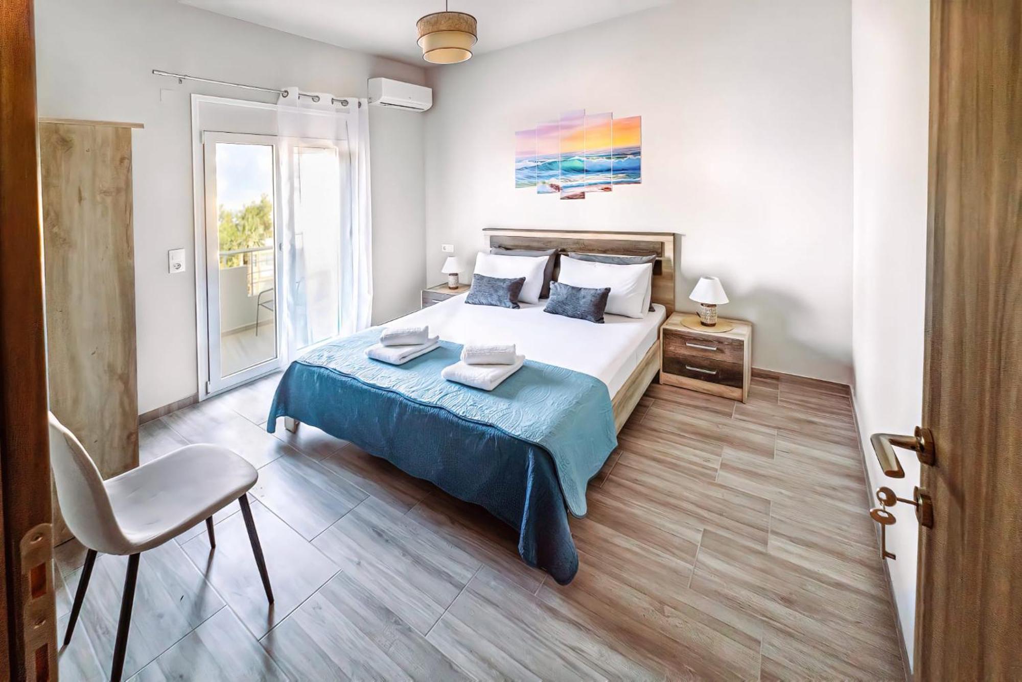 Holiday House Heraklion Deluxe エクステリア 写真